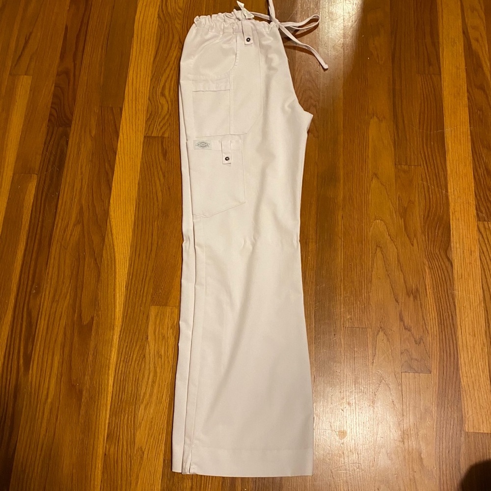 Women’s scrub pants